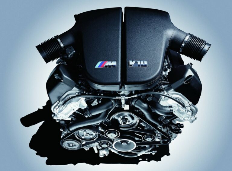 BMW S85 engine