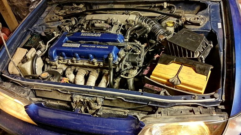 Nissan SR16VE 1.6 engine