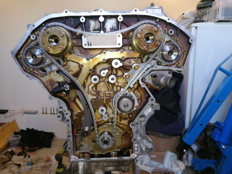 Nissan VQ40DE 4.0 l engine