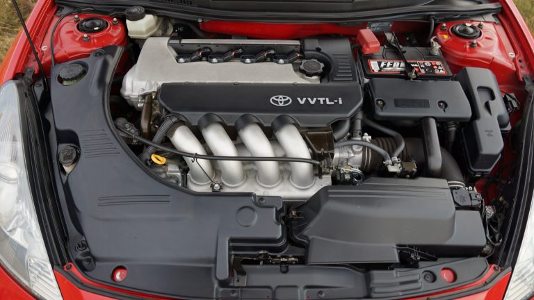 Toyota 2ZZ-GE 1.8L engine