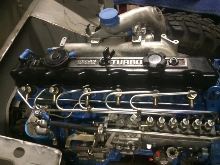 Nissan SD33T engine