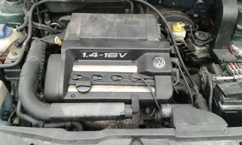 Volkswagen 1.4 MPI engine (AXP)