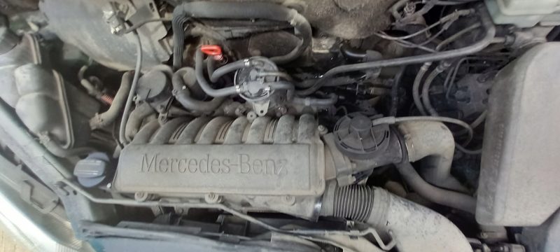 Mercedes OM668 diesel engine