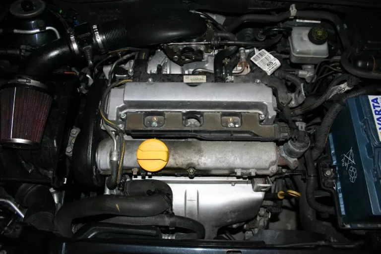 Opel X18XE 1.8 engine