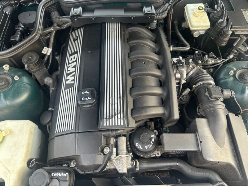 BMW M52B28 / M52TUB28 Engine