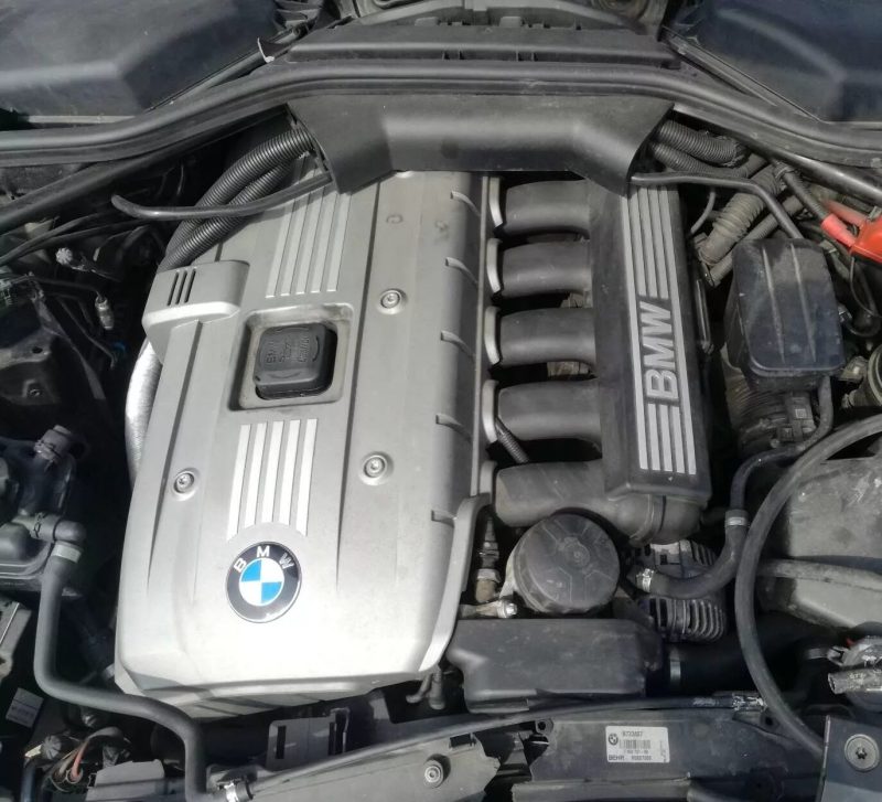 BMW N52B30 engine