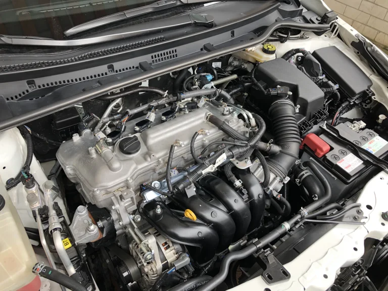 Toyota 1ZR-FE/FAE 1.6 engine