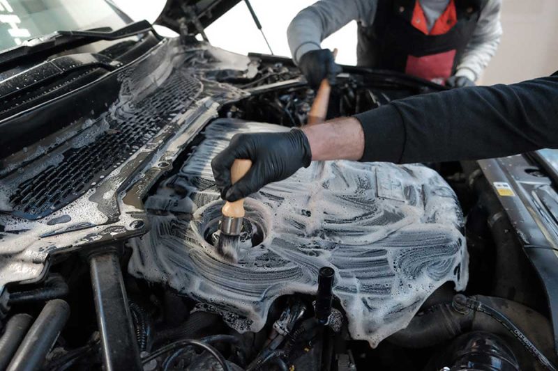 How to wash a car engine at home and whether it should be done or not